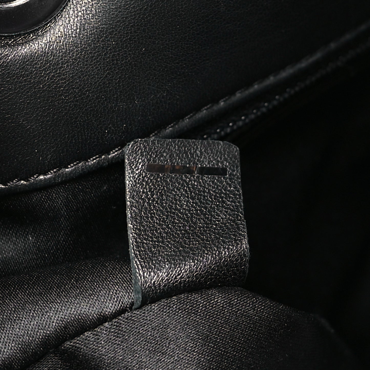 Lambskin Small CC Crossing Flap Black
