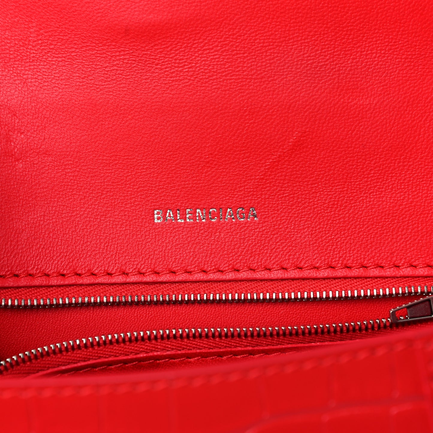Shiny Calfskin Tonal B Crocodile Embossed Small Hourglass Top Handle Bag Bright Red