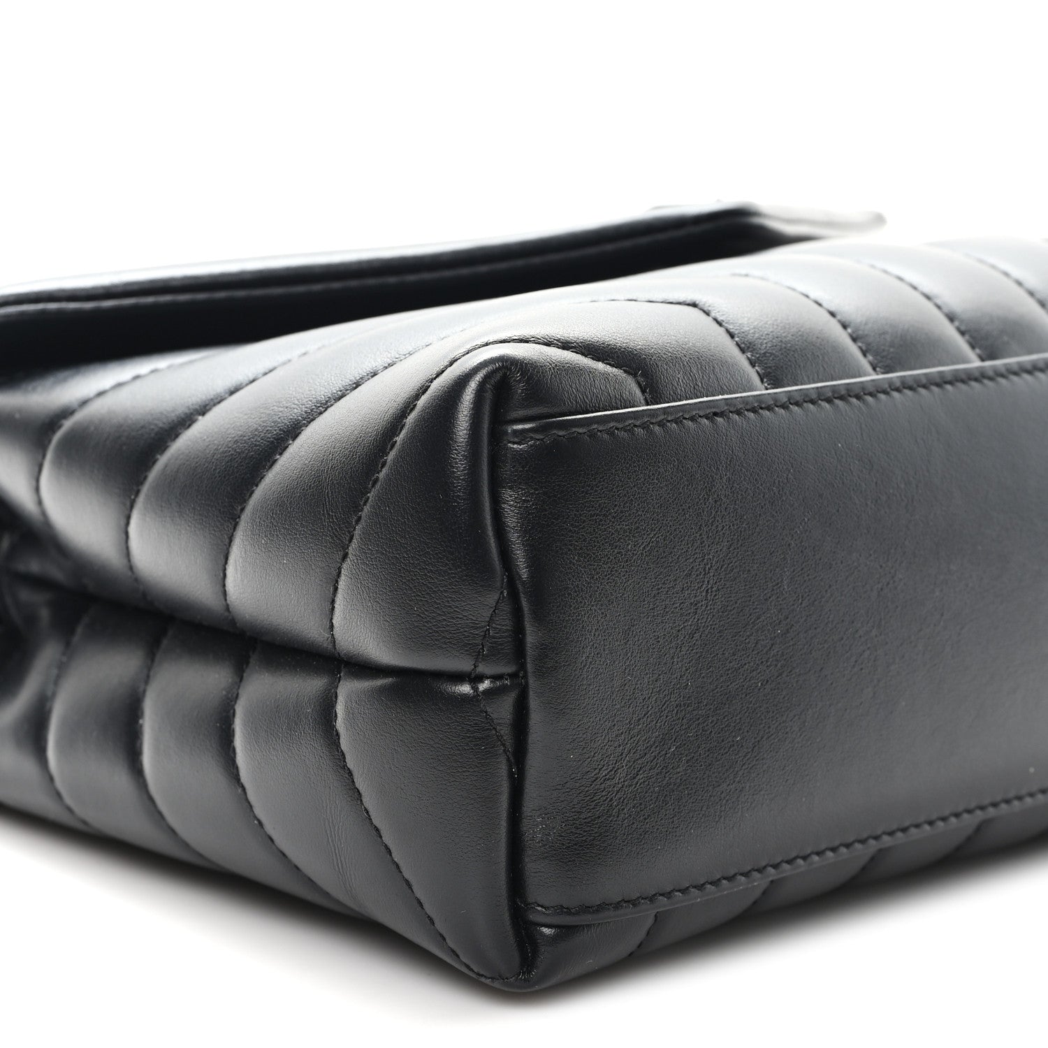 Saint Laurent Calfskin Y Quilted Monogram Monochrome Small Loulou Chain Satchel Black 9 of 12