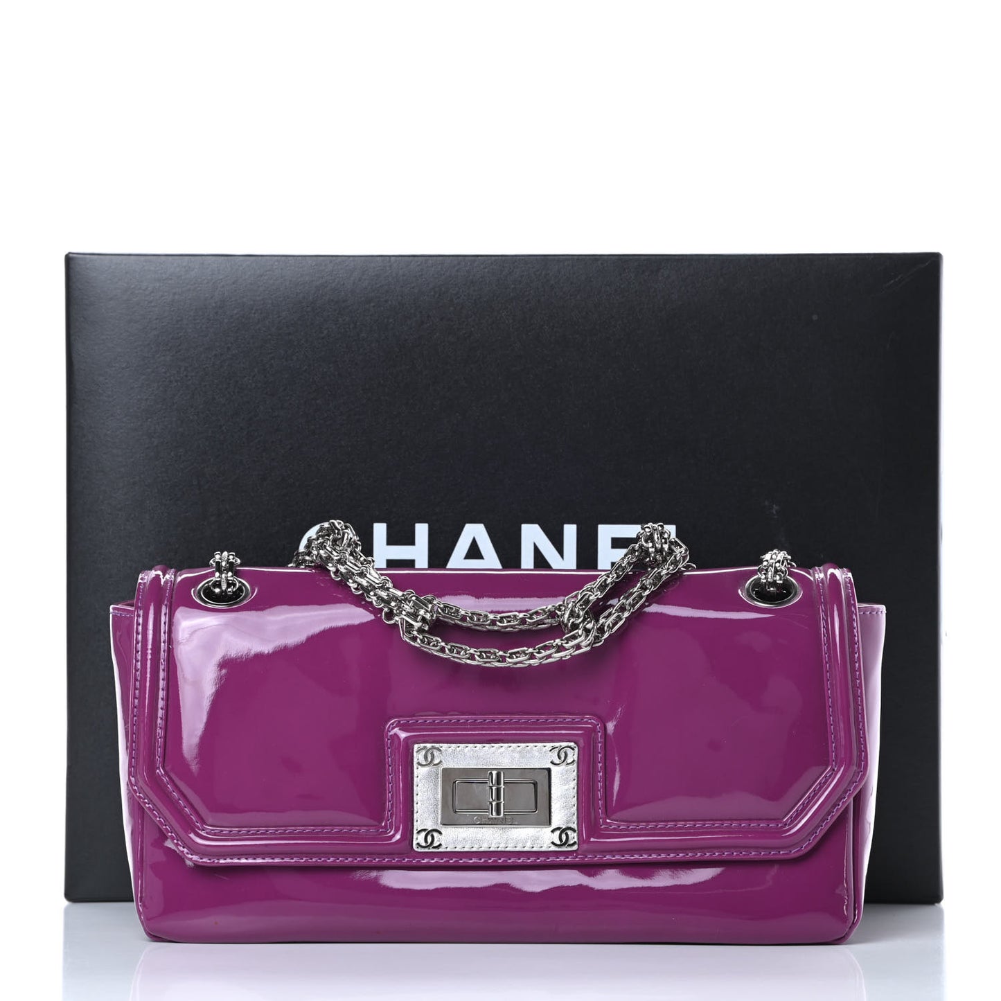 Patent Calfskin Mademoiselle Lock Bijoux Chain Flap Violet
