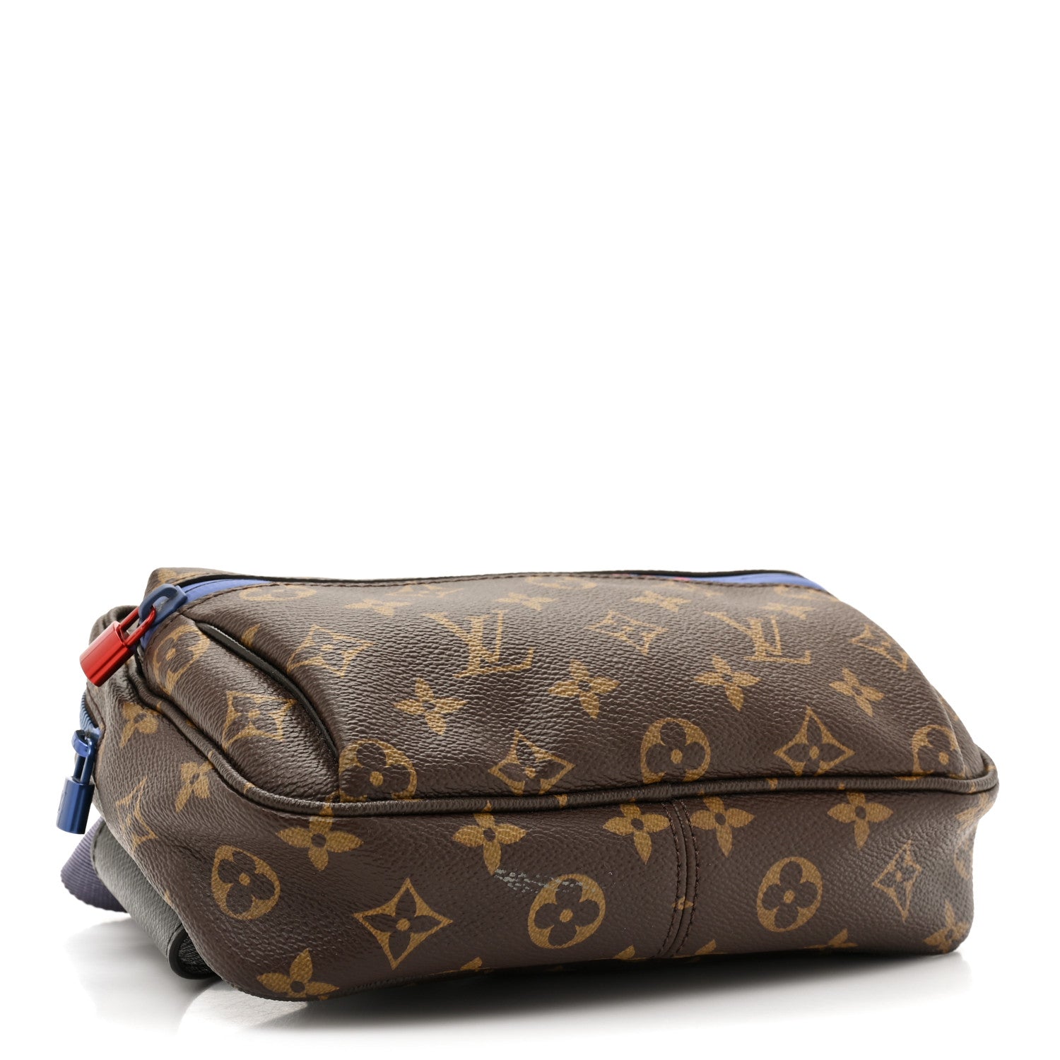 Louis Vuitton Monogram Outdoor Messenger PM 4 of 9