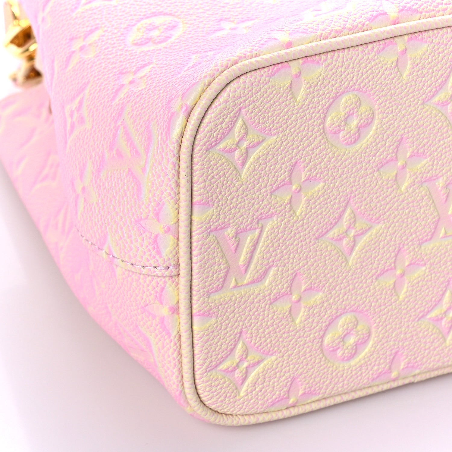 Louis Vuitton Empreinte Monogram Summer Stardust Neonoe BB Pink 7 of 8