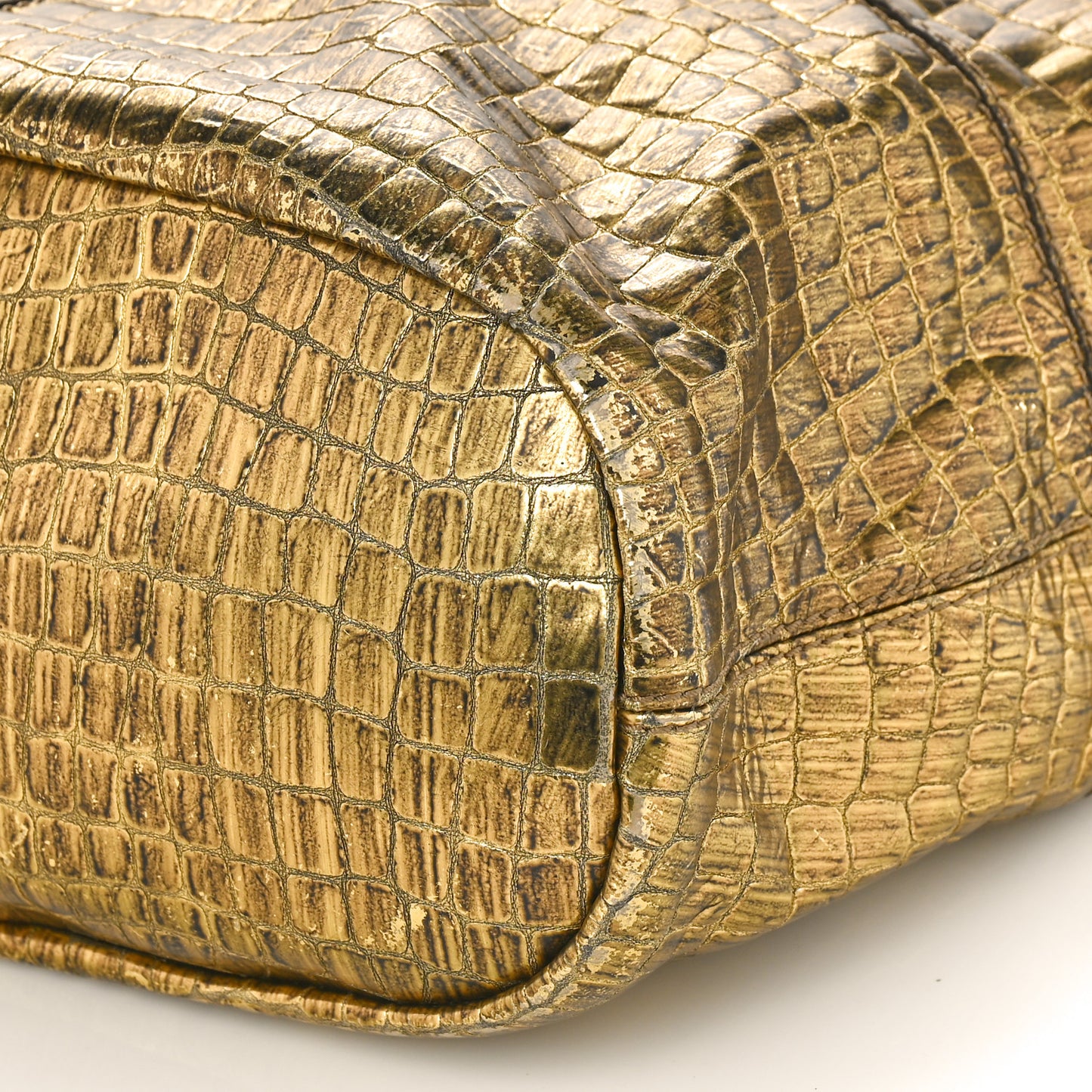 Calfskin Crocodile Embossed Medium Nightingale Gold