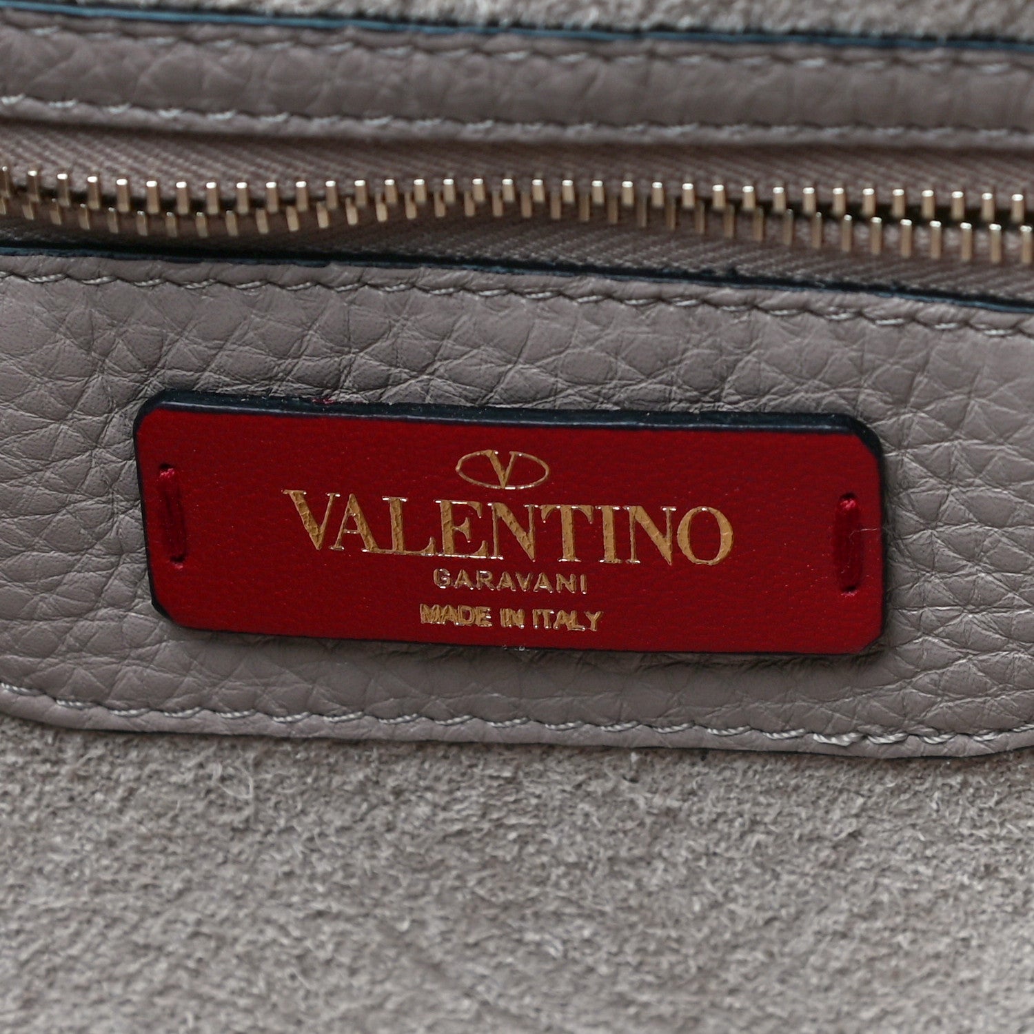 Valentino Garavani Grained Calfskin Rockstud Shoulder Tote Poudre 7 of 10