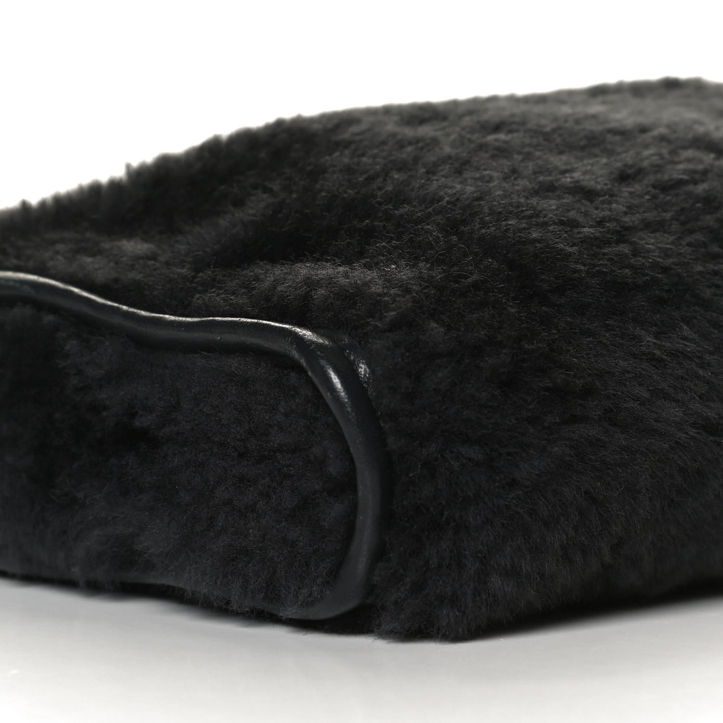 Shearling Bazar Pochette Crossbody Black
