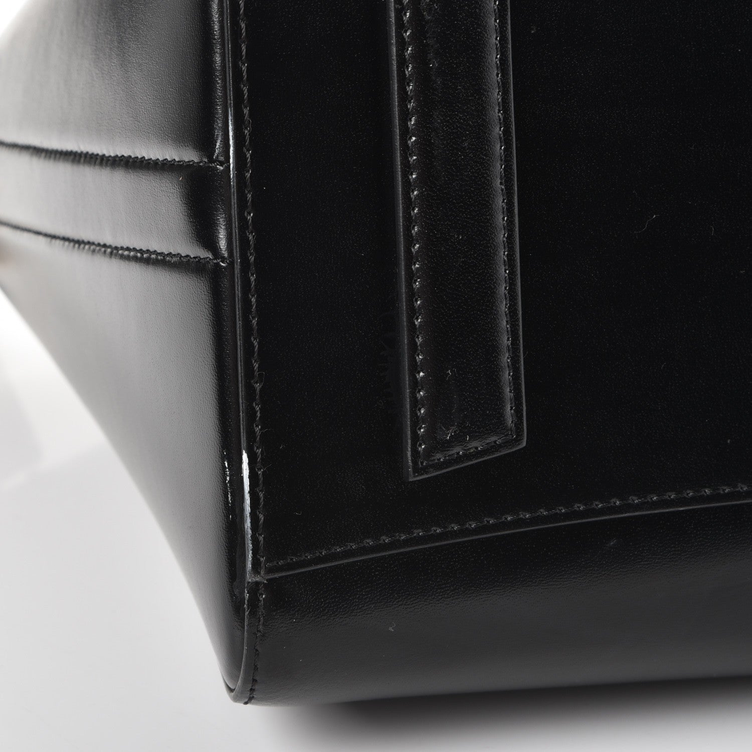 Givenchy Shiny Lord Calfskin Medium Antigona Black 9 of 9