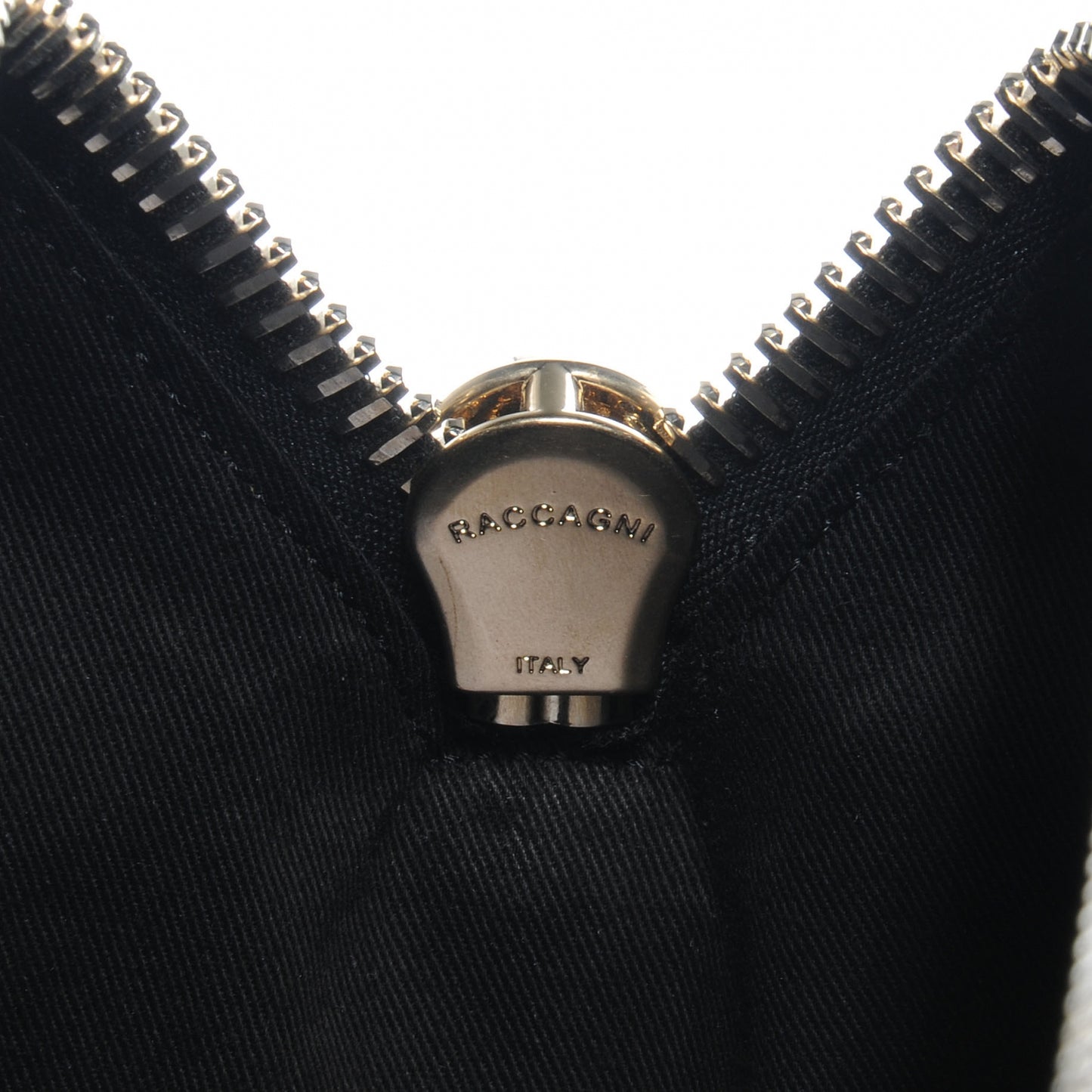 Shiny Lord Calfskin Medium Antigona Black