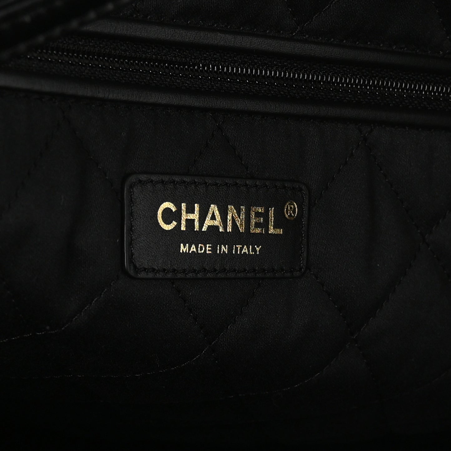Shiny Calfskin Quilted Small Chanel 22 Black