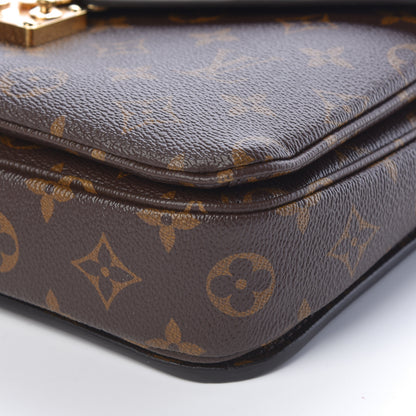 Louis Vuitton Monogram Pochette Metis 8 of 13