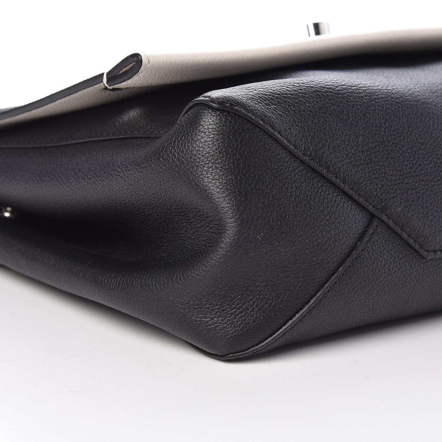Calfskin Mechanical Flowers Lockme II Black White