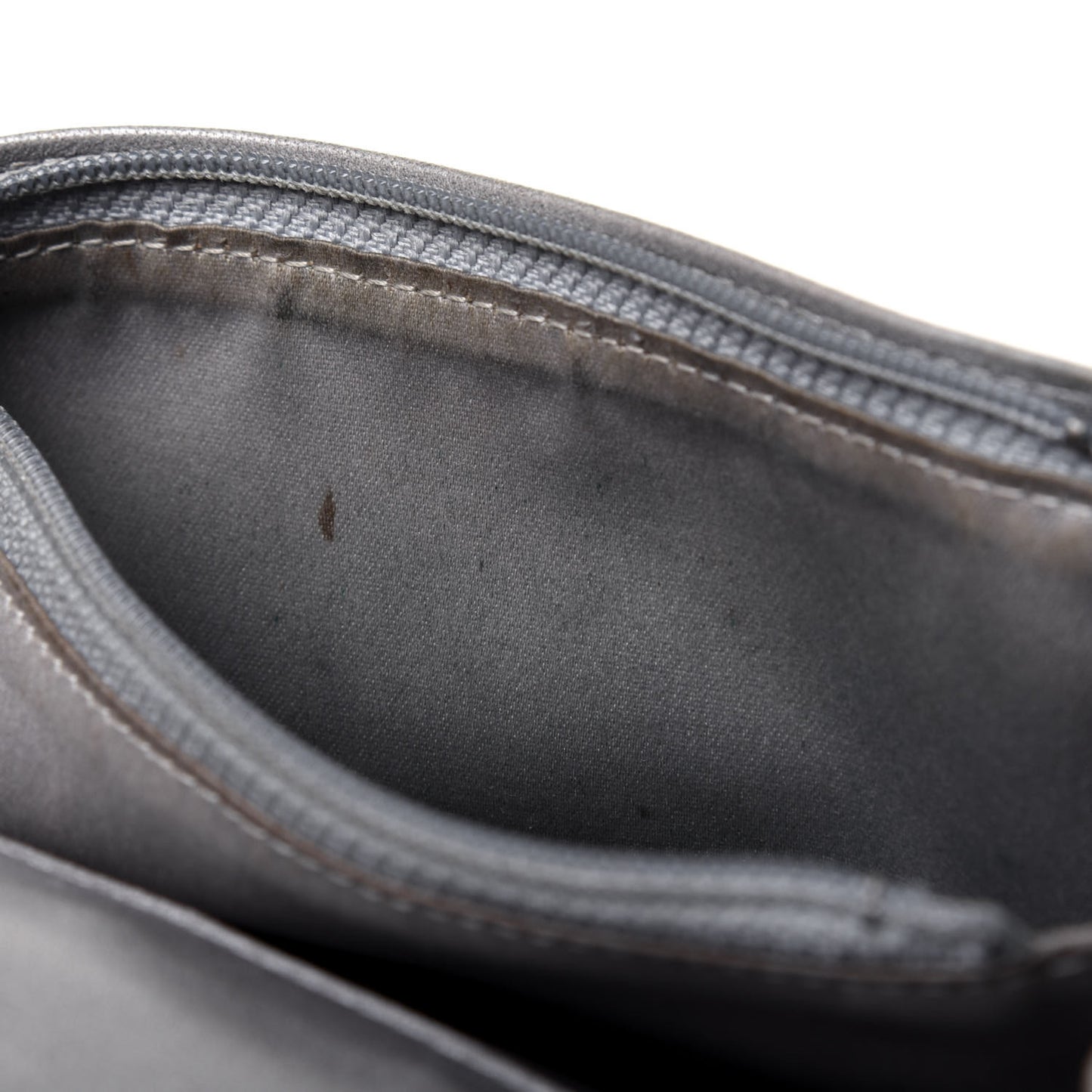 Lambskin Camellia Embossed Yen Wallet Black