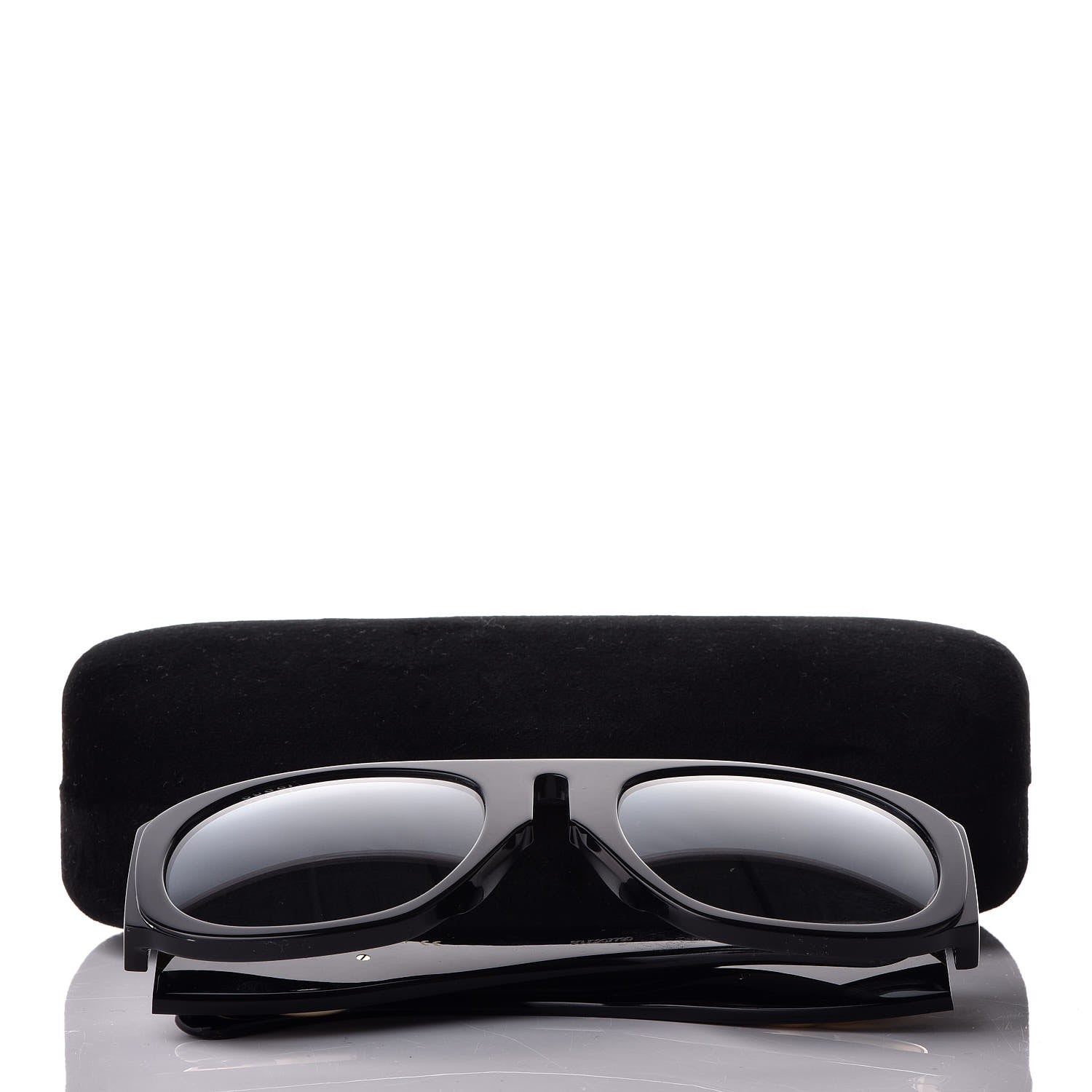 Gucci Acetate Oversized Interlocking G Sunglasses GG0152S Black 8 of 8