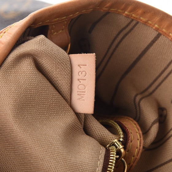 Louis Vuitton Monogram Delightful MM 8 of 14