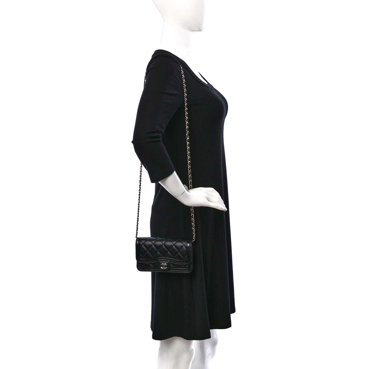Lambskin Patent Quilted Phone Holder Wallet With Chain Black