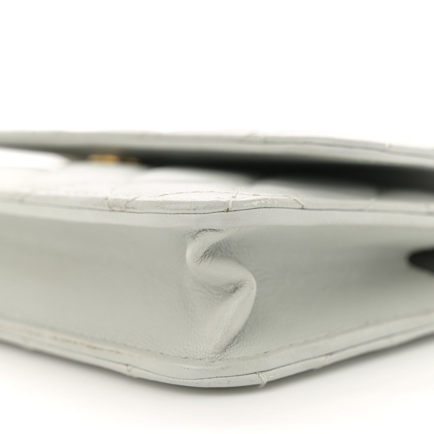 Lambskin Pearl Crush Quilted Flap Phone Holder With Chain Light Grey