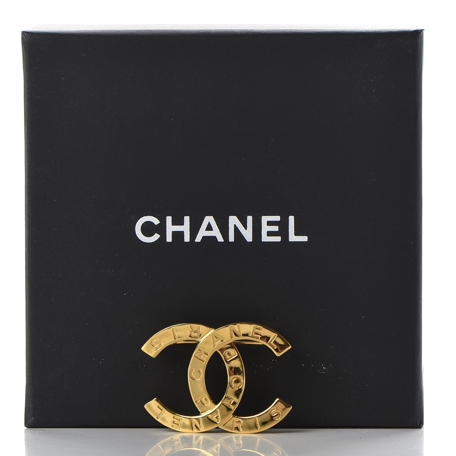 Chanel Metal Paris Button CC Large Brooch Gold 5 of 5