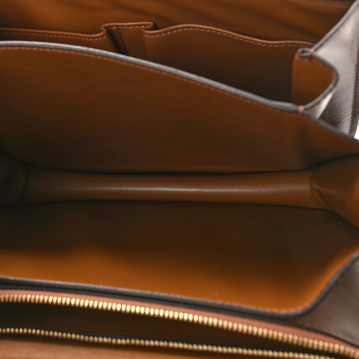 Box Calfskin Medium Classic Box Flap Bag Camel