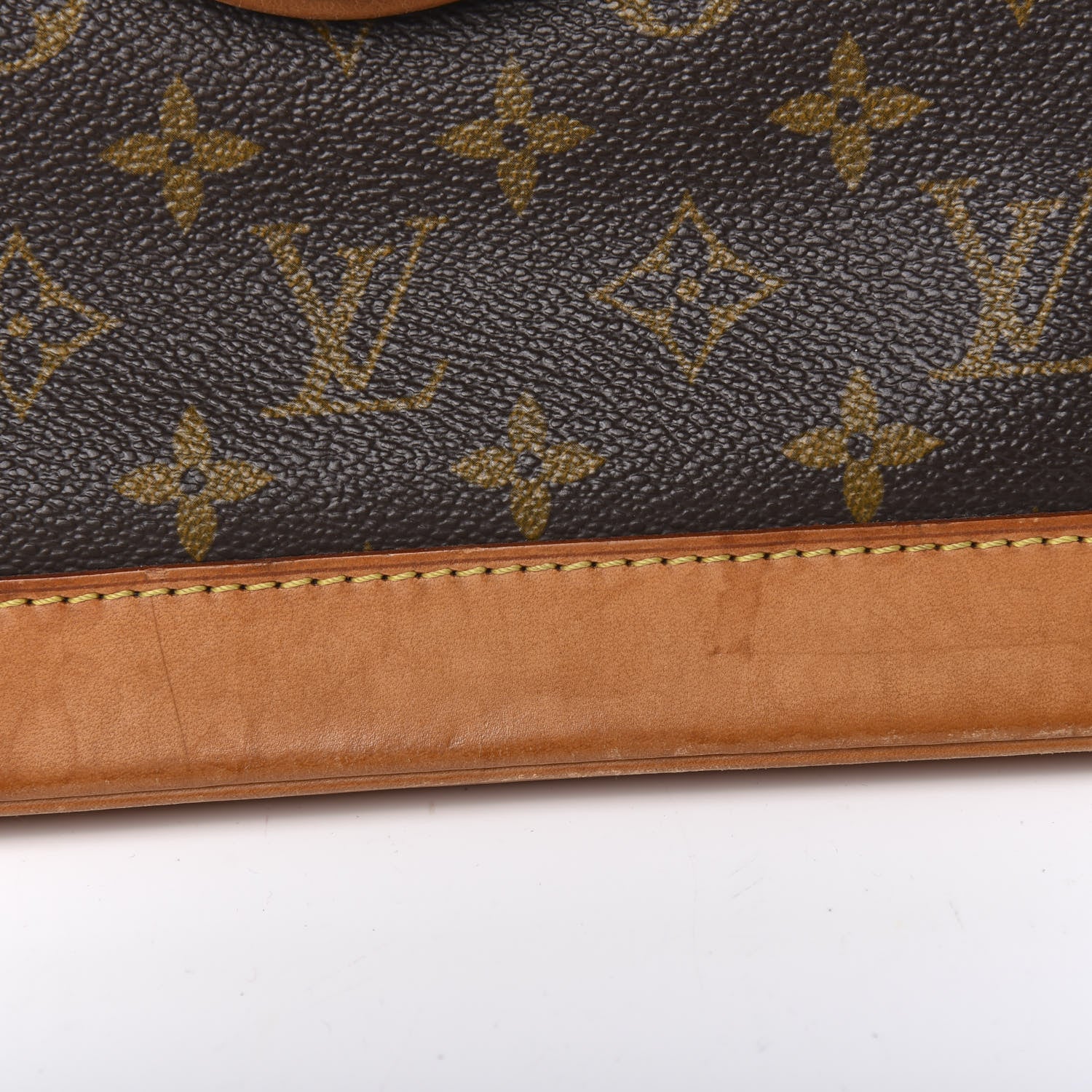 Louis Vuitton Monogram Alma PM 11 of 20