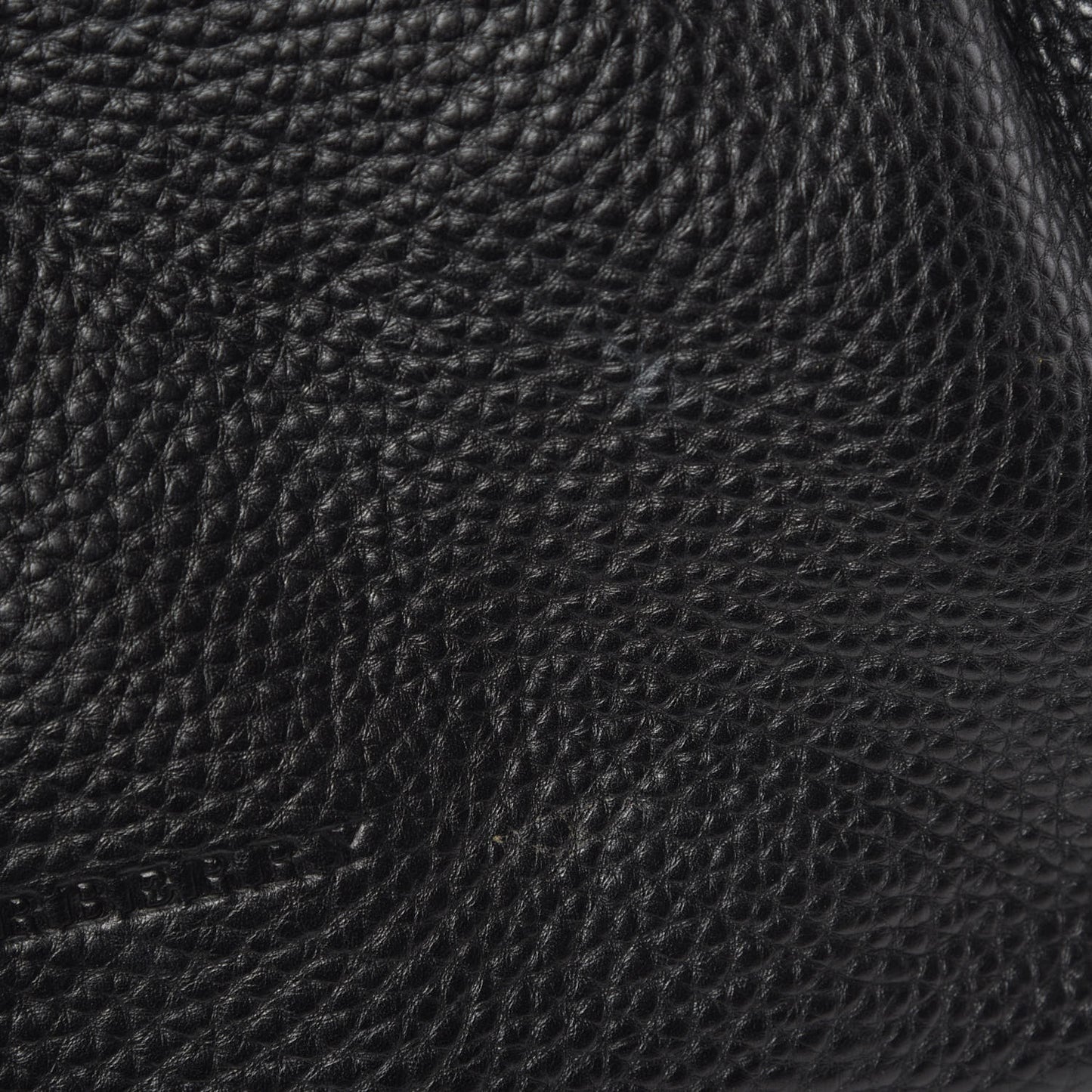 Grainy Calfskin House Check Medium Maidstone Black