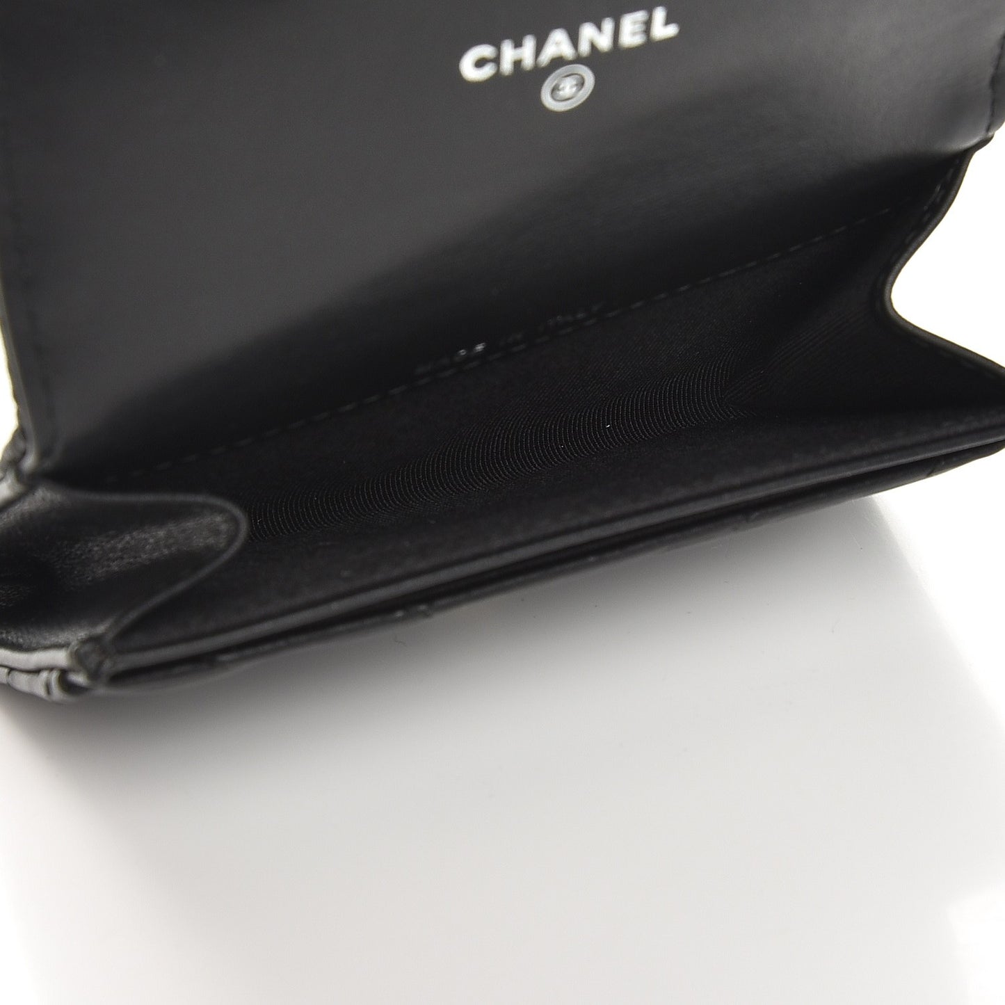 Aged Calfskin Chevron Reissue Card Holder Wallet So Black