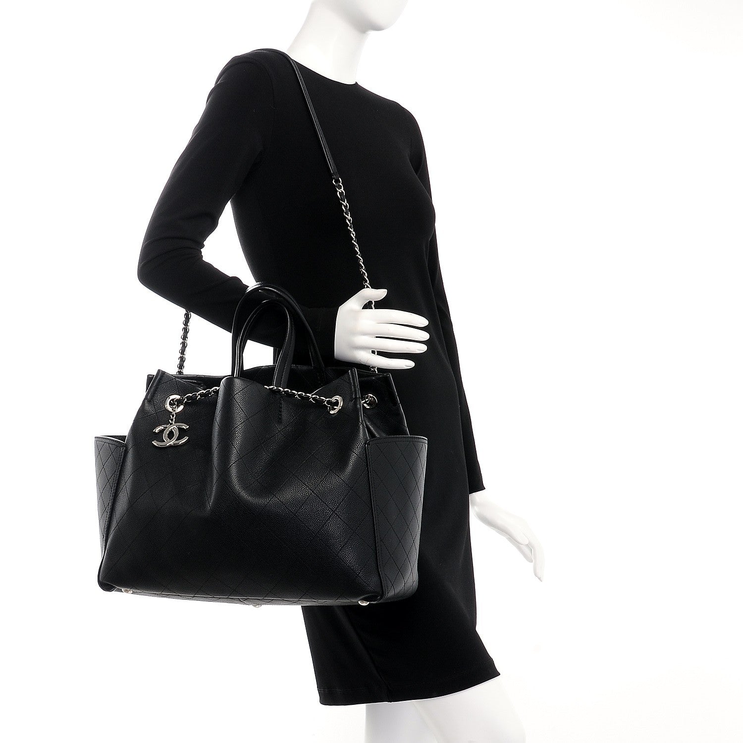 Chanel Grained Calfskin CC Pocket Tote Black 2 of 8