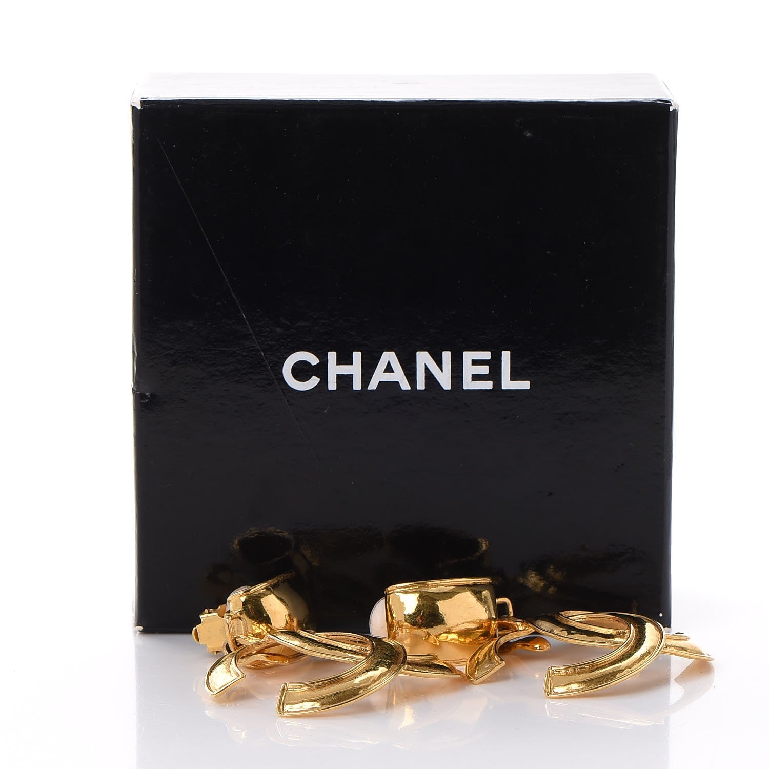 Chanel CC Large Drop Clip On Earrings Gold 5 of 5