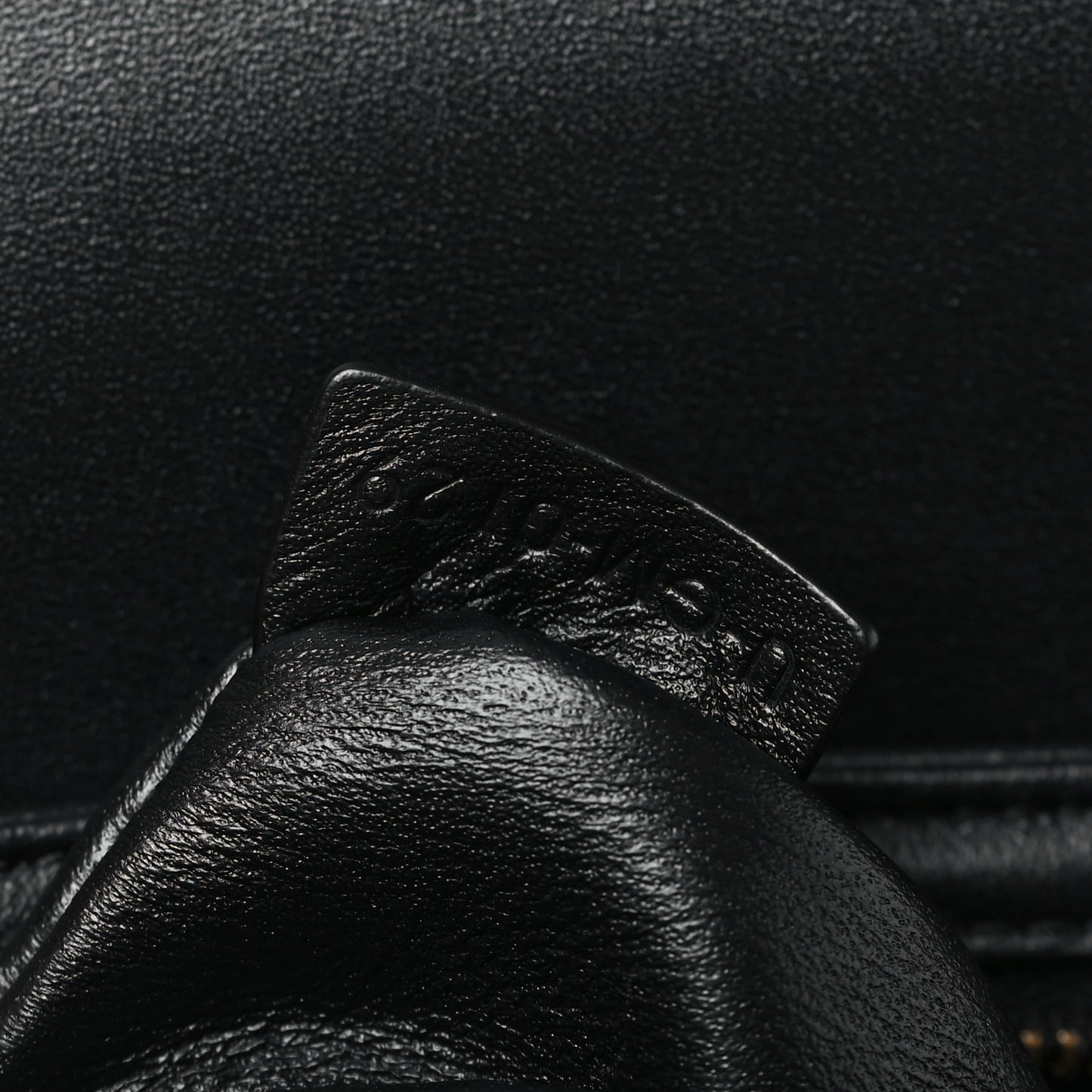 Shiny Calfskin Teen Triomphe Black