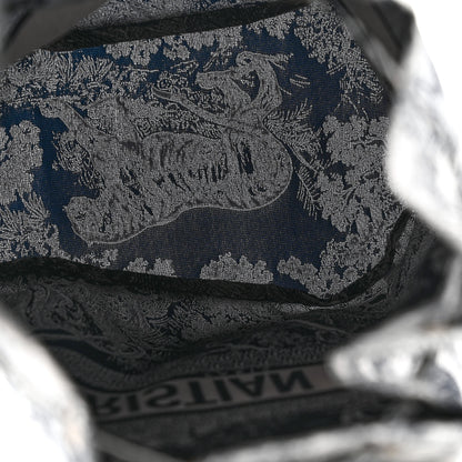 Christian Dior Technical Fabric Embroidered Toile De Jouy Sauvage DiorTravel Pouch Blue 5 of 7