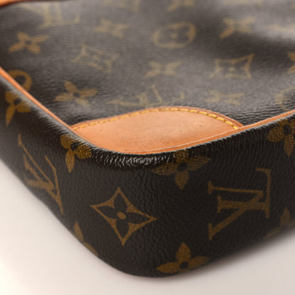 Louis Vuitton Monogram Danube 21 8 of 11