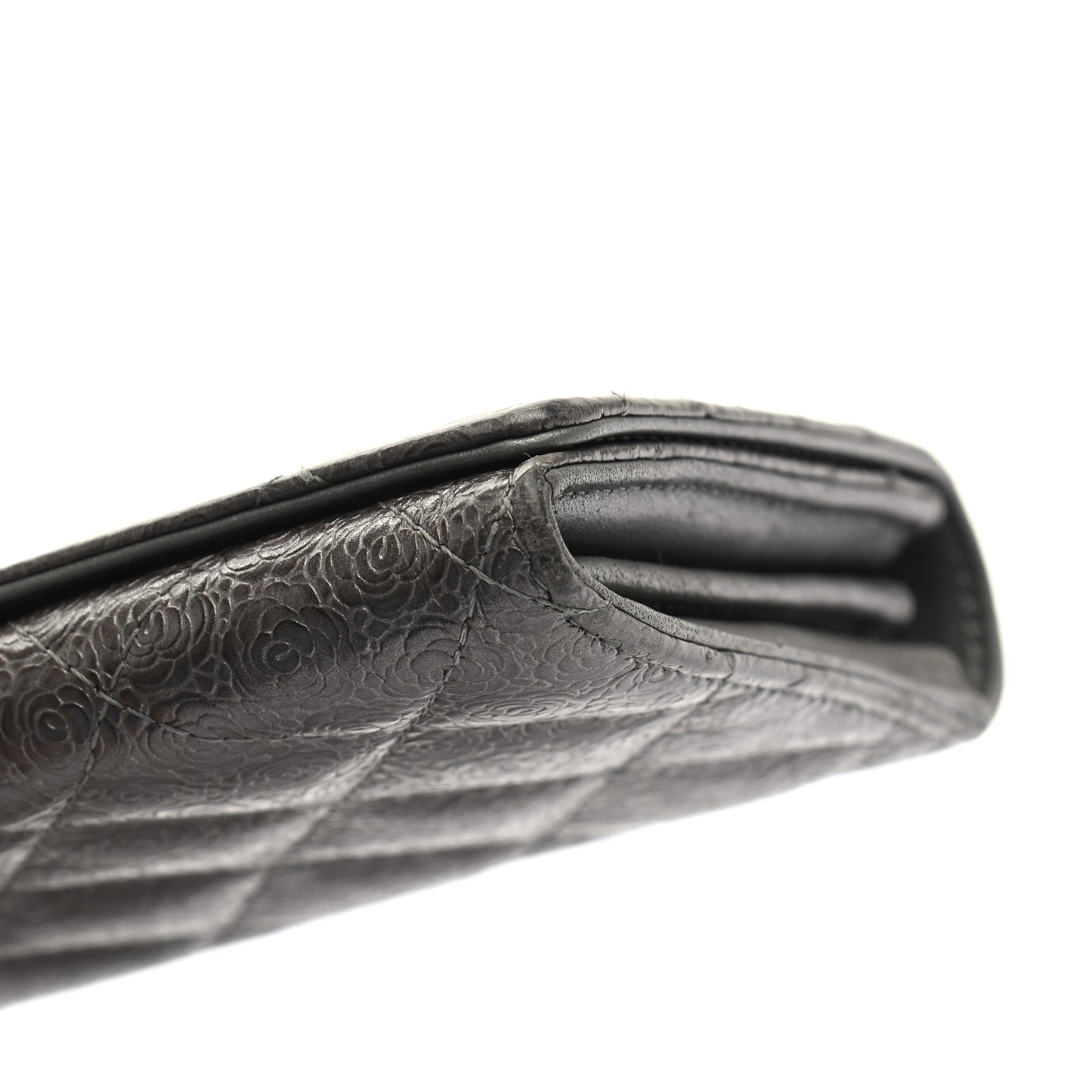 Metallic Camellia Calfskin Embossed Quilted Yen Wallet Grey