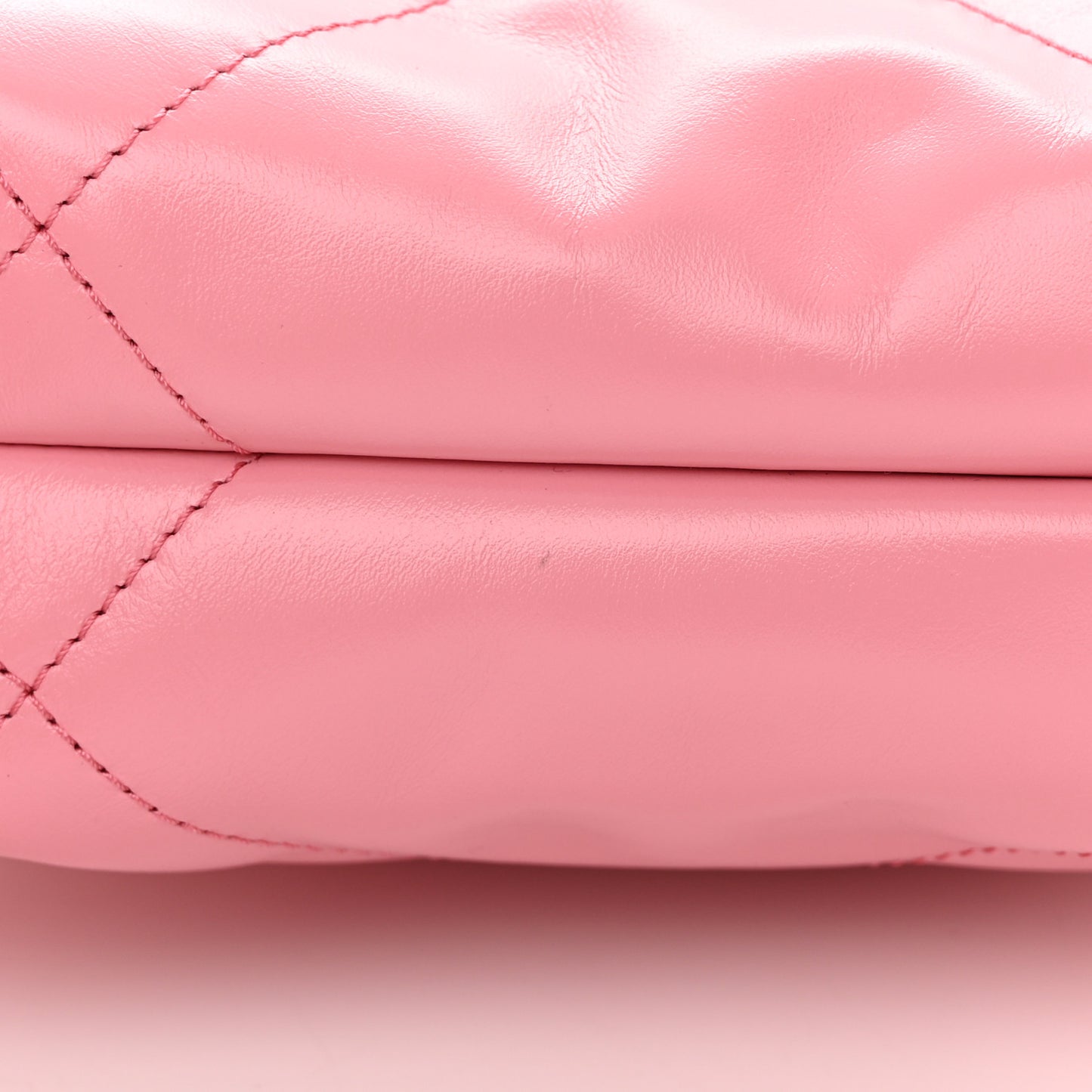 Shiny Calfskin Quilted Mini Chanel 22 Pink