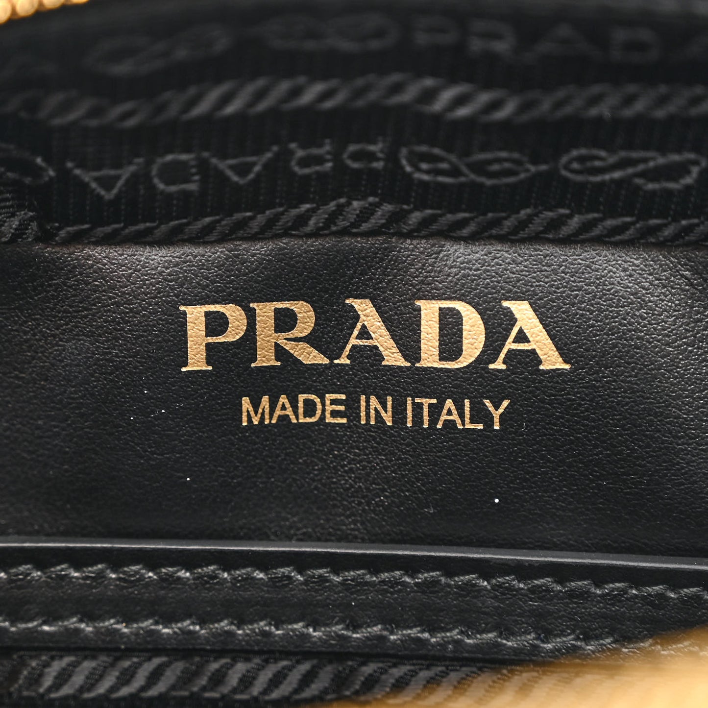 Jacquard Saffiano Triangolo Symbole Embroidered Medium Shoulder Bag Black Edera