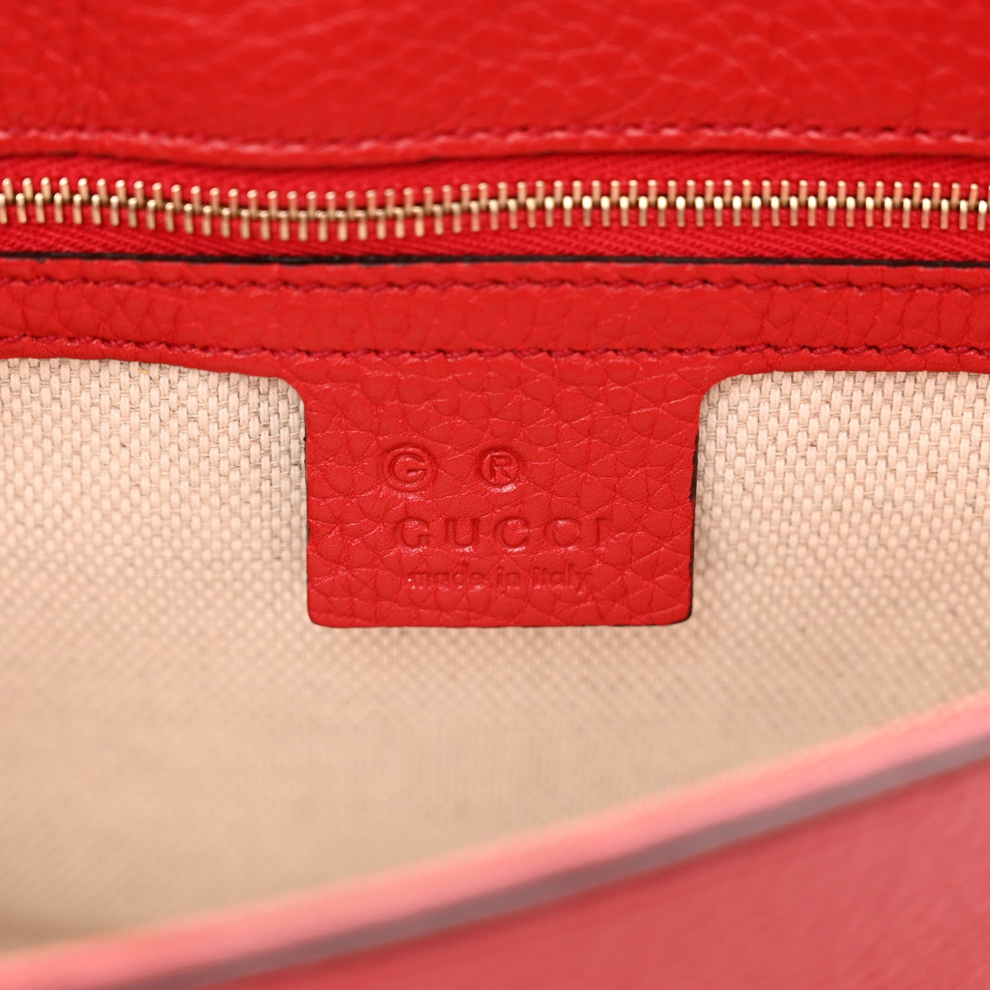 Pebbled Calfskin Medium Soho Flap Crossbody Vibrant Red