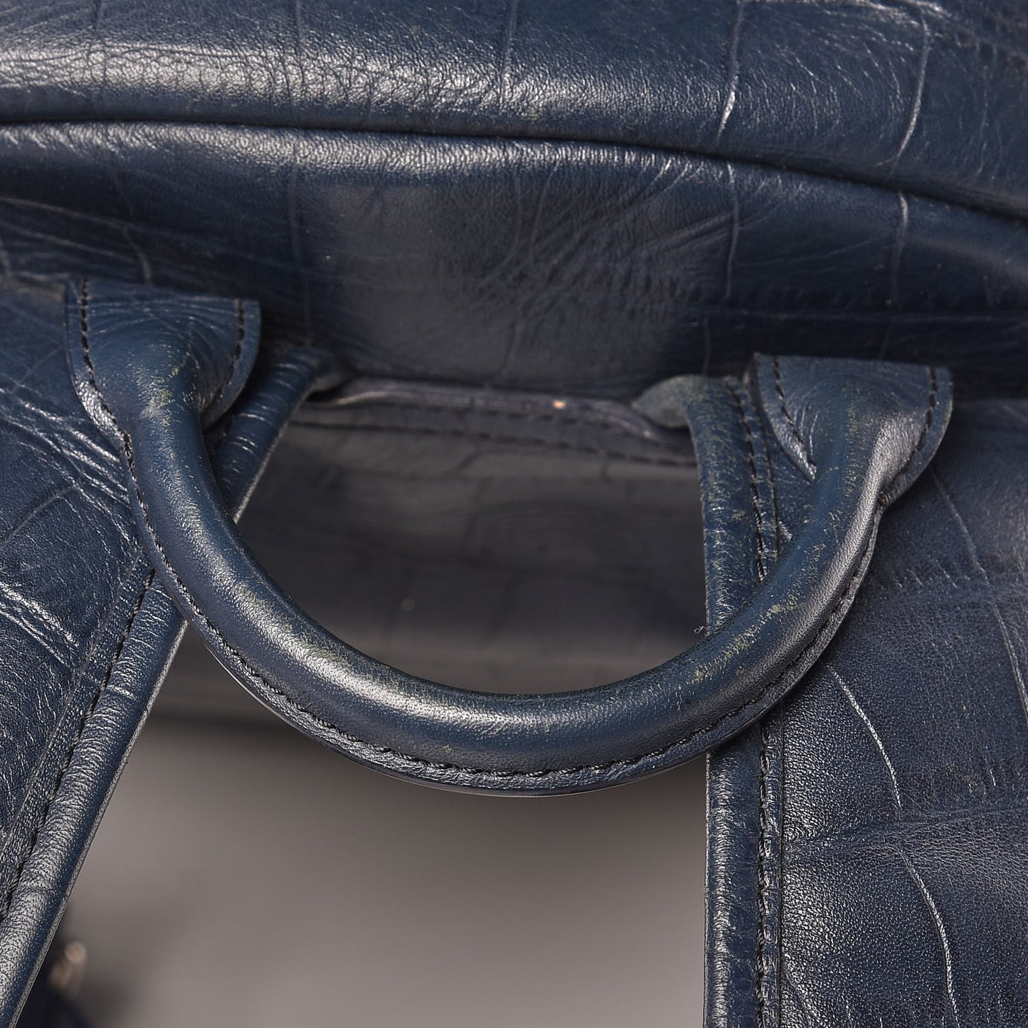 Calfskin Crocodile Embossed Large Luxus Backpack Blue