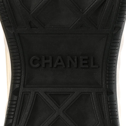 Chanel Velvet Calfskin Mixed Fibers Mens CC Sneakers 43 Ivory Black 7 of 10