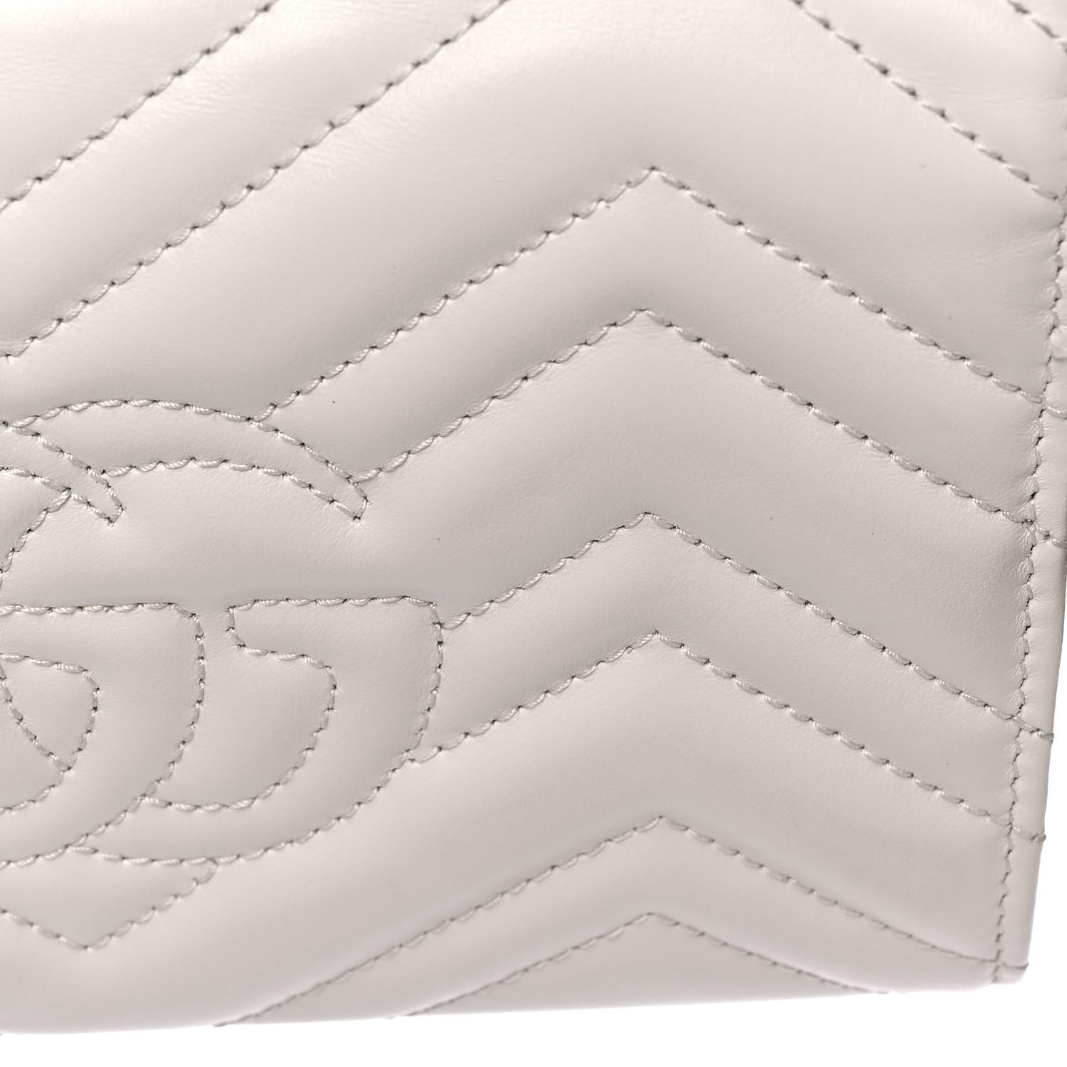 Gucci Calfskin Matelasse GG Marmont Chain Wallet Mystic White 12 of 14