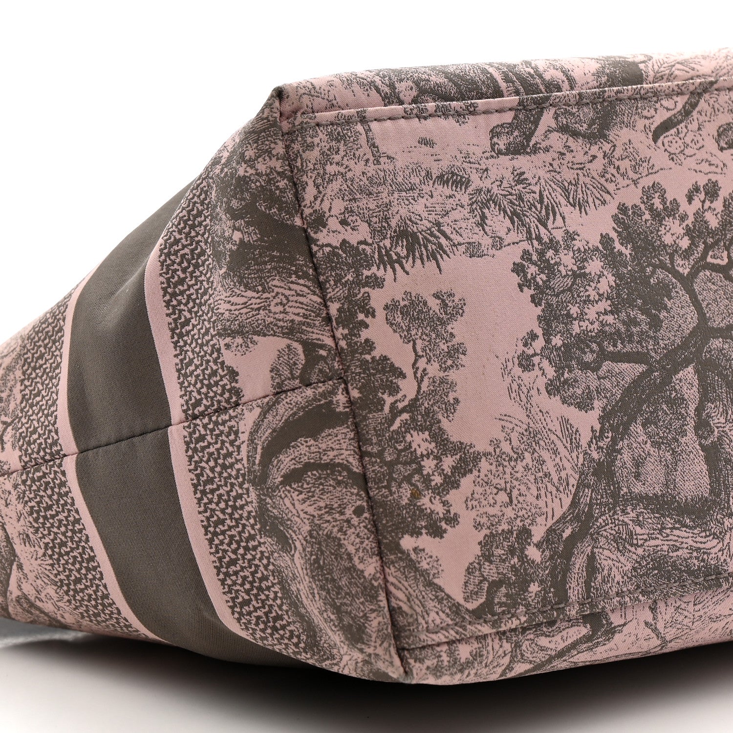 Christian Dior Technical Fabric Toile De Jouy DiorTravel Nomad Pouch Pink Grey 9 of 11