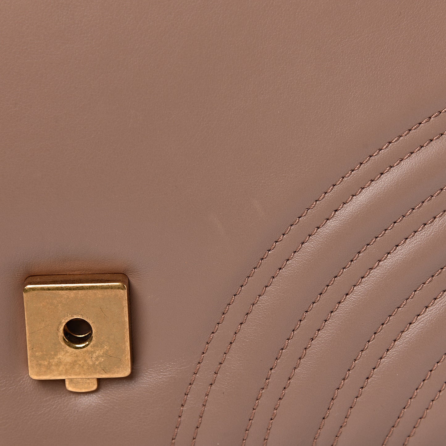 Calfskin Matelasse Medium GG Marmont Top Handle Shoulder Bag Porcelain Rose