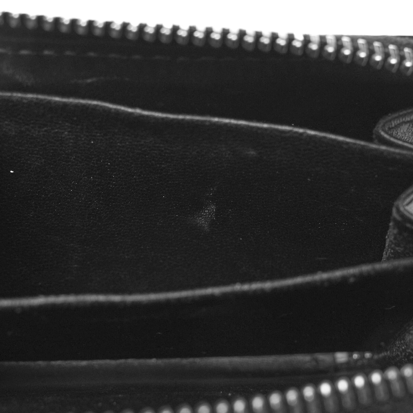 Guccissima Zip Around Card Case Black