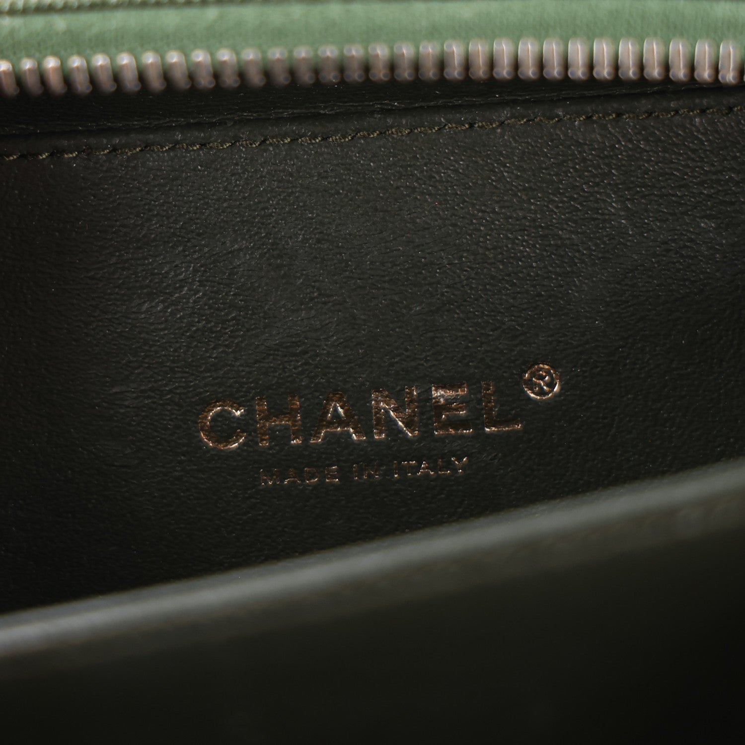 Chanel Iridescent Caviar Quilted Small CC Filigree Vanity Case Green 6 of 10