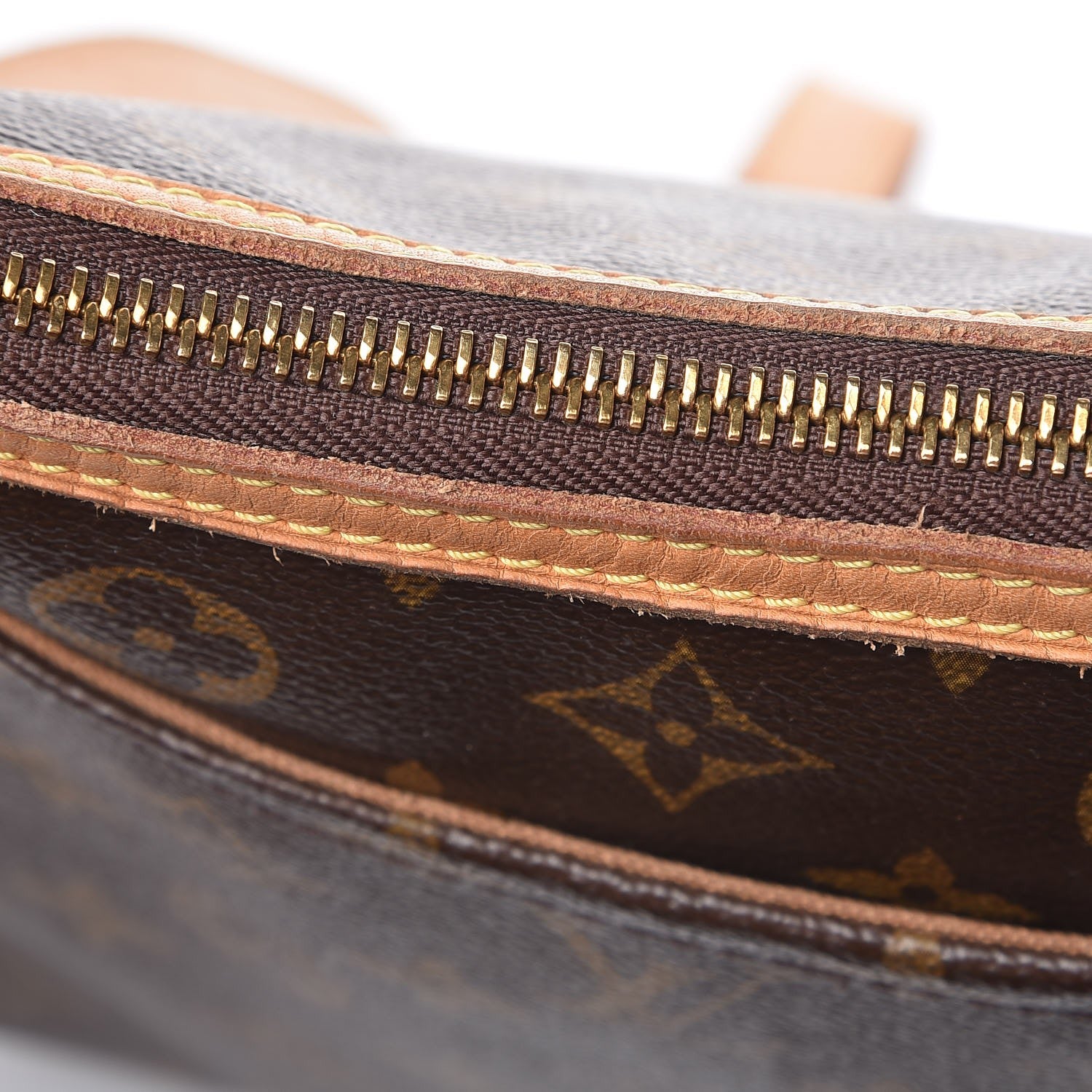 Louis Vuitton Monogram Odeon PM 13 of 17