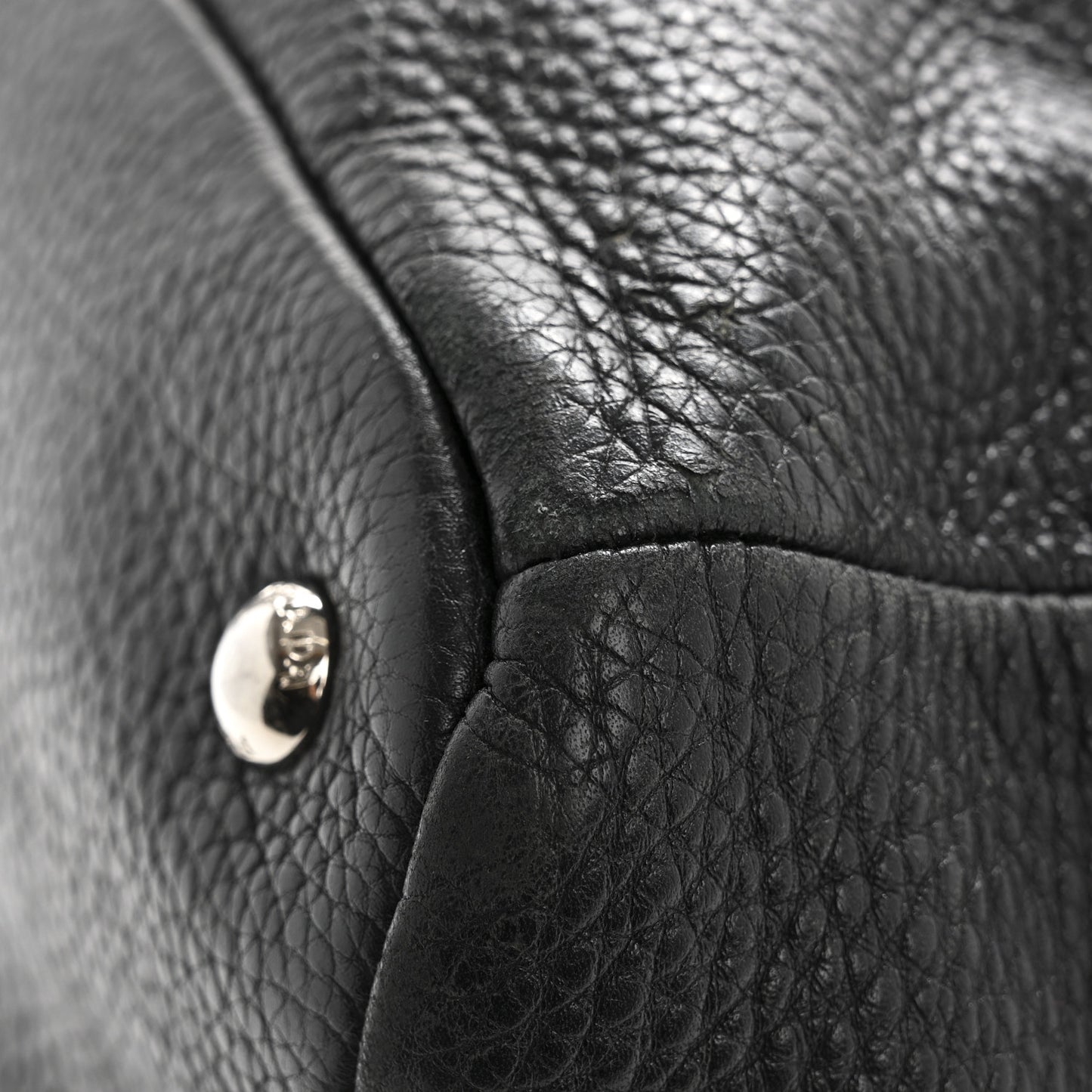 Vitello Daino Shopping Tote Black