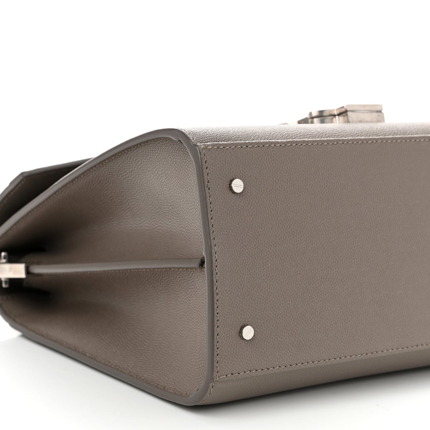 Grain de Poudre Medium Classic Monogram Cassandra Top Handle Earth