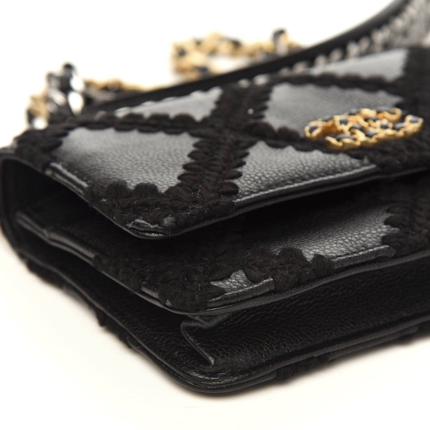 Calfskin Crochet 19 Wallet On Chain WOC Black