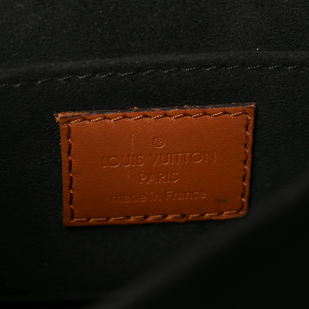 Reverse Monogram Dauphine Mini