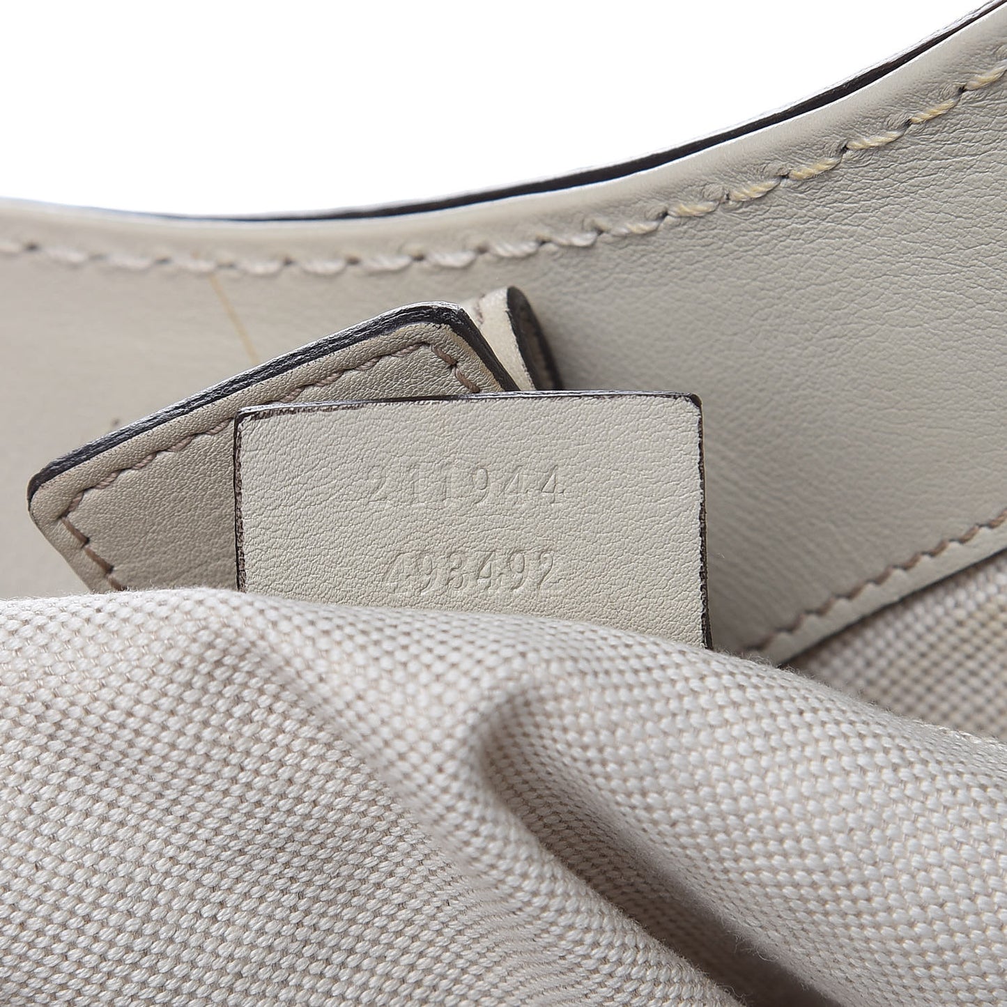 Guccissima Medium Sukey Tote Mystic White