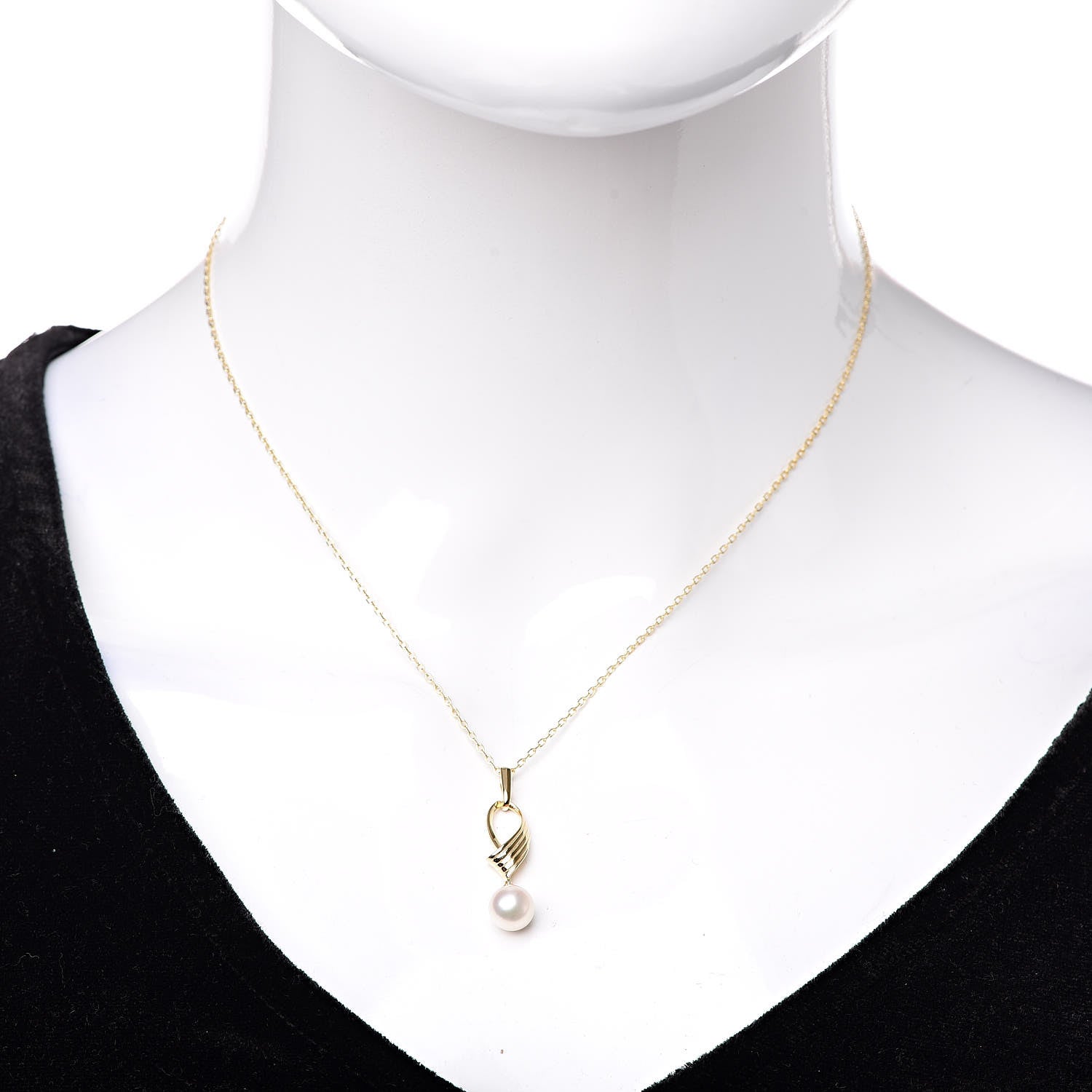 Mikimoto 18K Yellow Gold Akoya Pearl 7mm Pendant Necklace 2 of 5