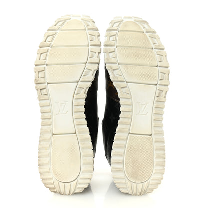 Louis Vuitton Monogram Mix Mens Run Away Sneakers 9 Ebene 6 of 10