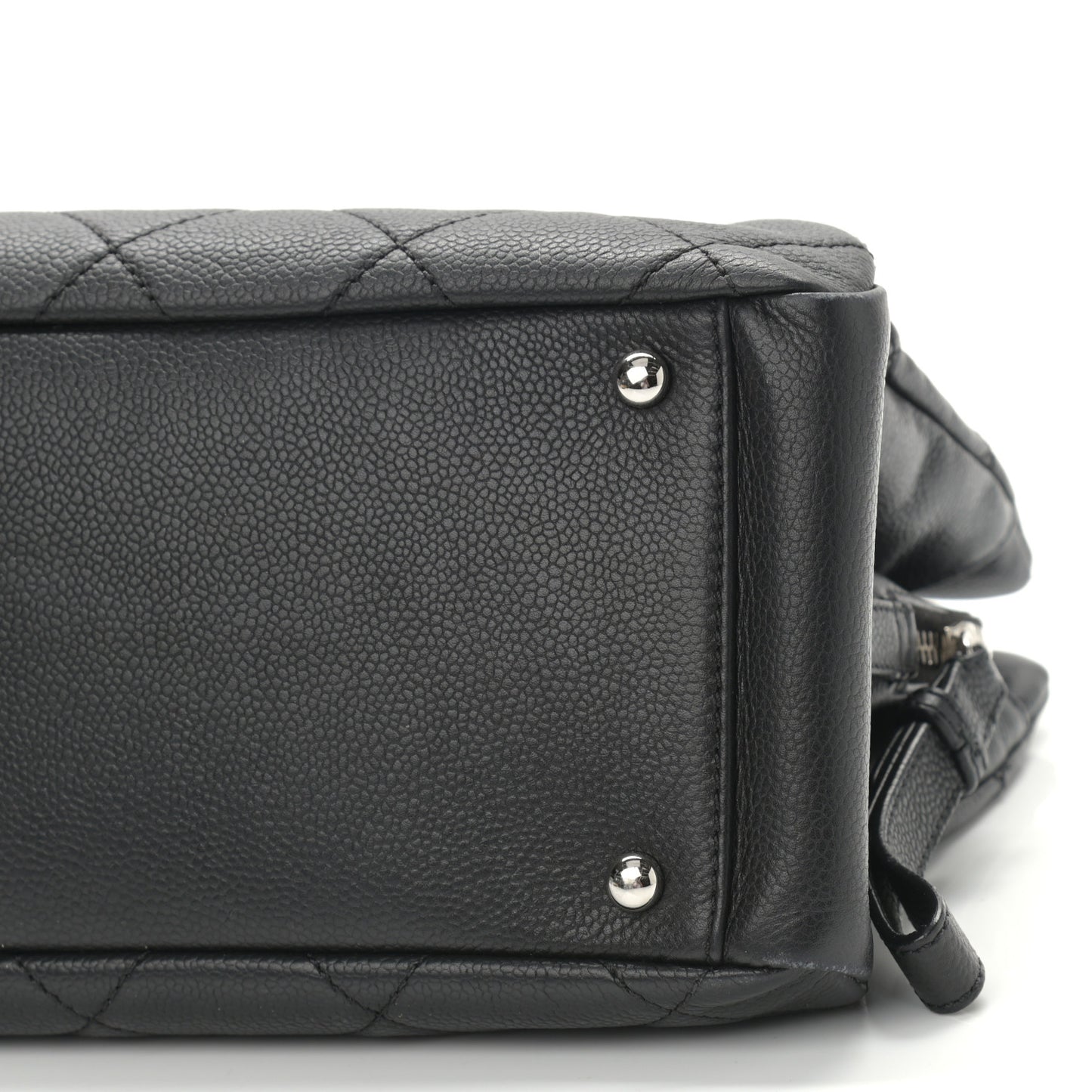 Caviar Quilted CC Timeless Soft Tote Black