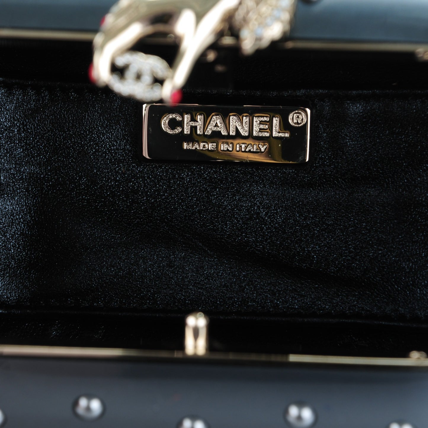 Resin Crystal Pearl Clutch Dark Grey